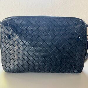 Bottega Veneta Nodini Intrecciato Black Leather Crossbody Authentic
